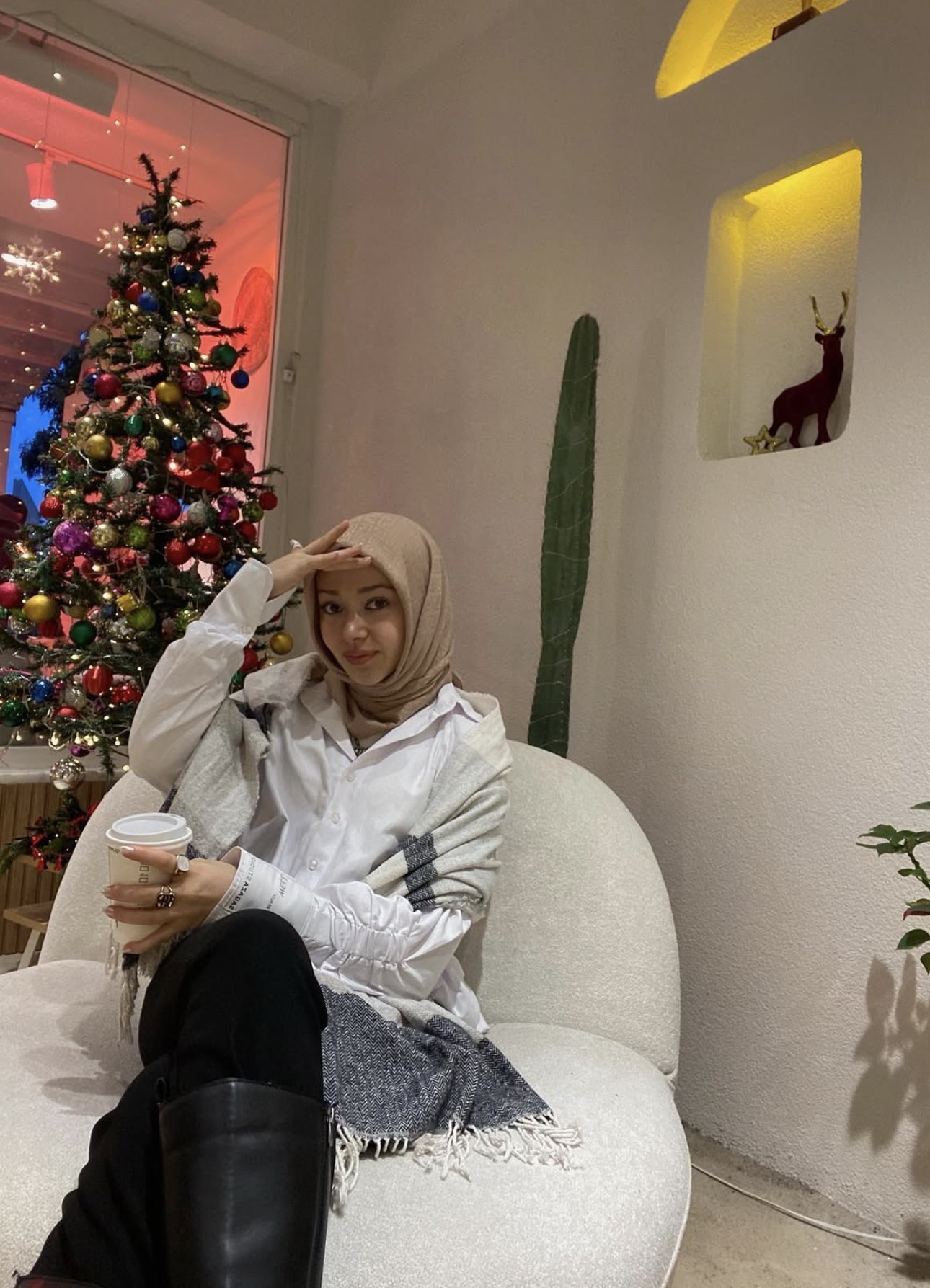 Şahna Sevdiğim Kadın Escort Deren