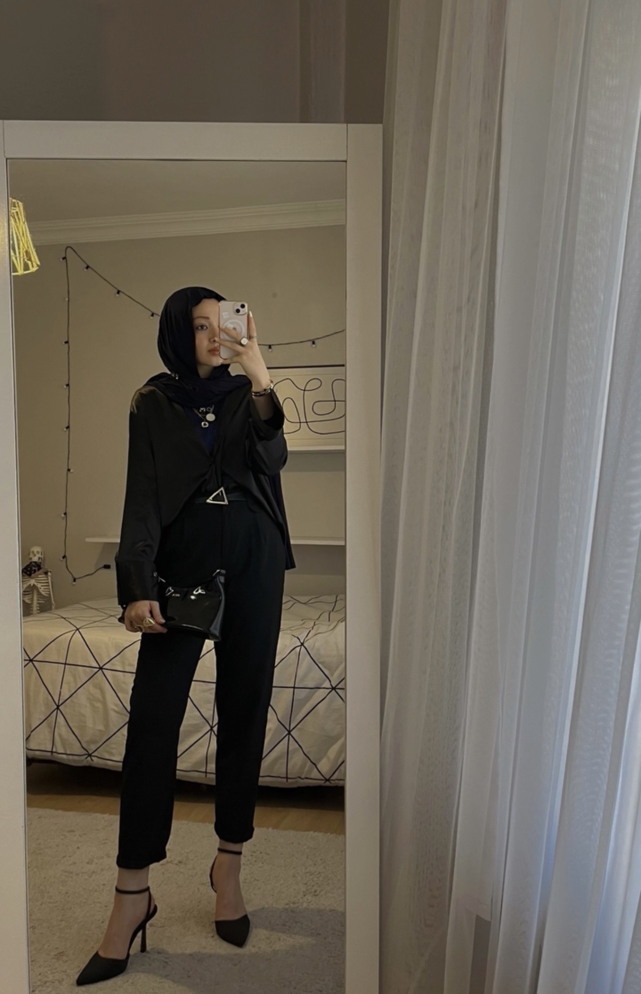 Karakeşli Güzel Gülüşlü Partner Bayan Escort Tuğçe